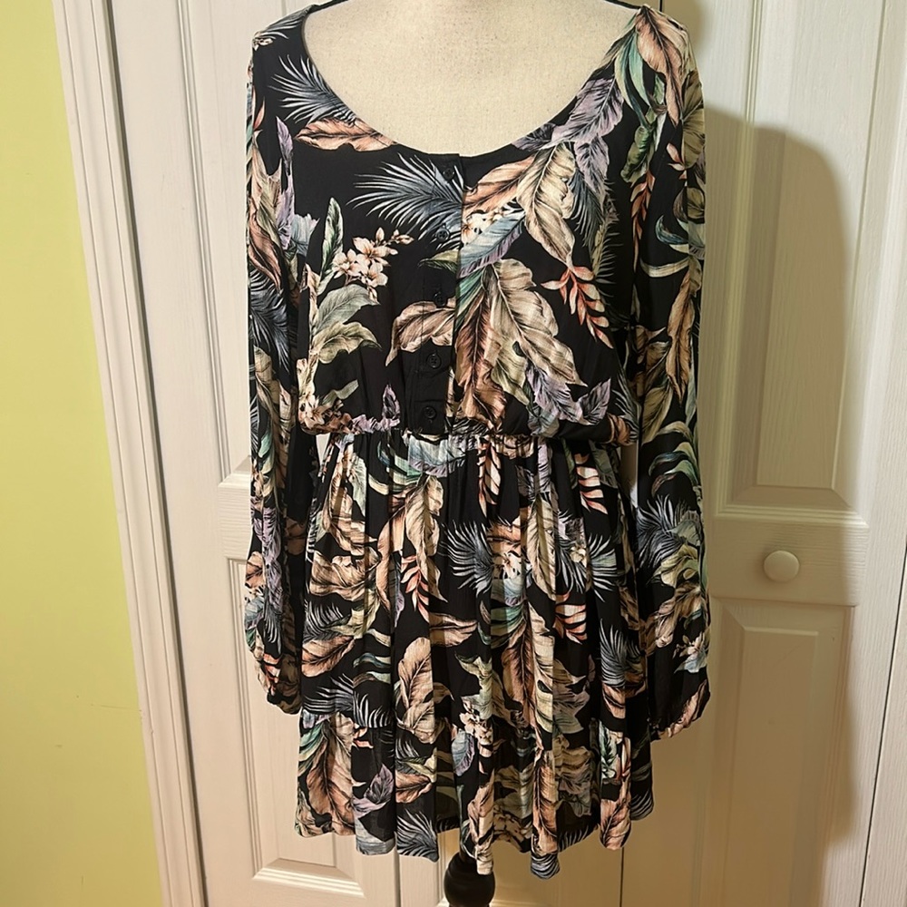 Hurley WISPY LEAVES SCOOP MINI DRESS